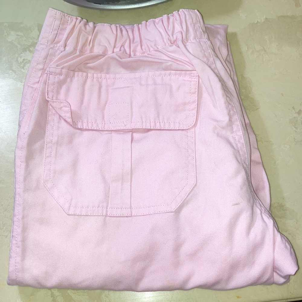 Live sweet urbane cargo Scrubs set 👚 👖